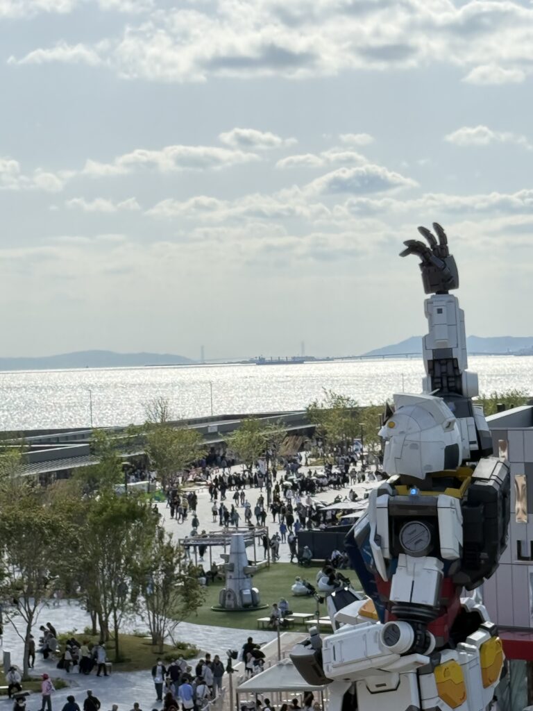 大阪万博 ガンダム像
