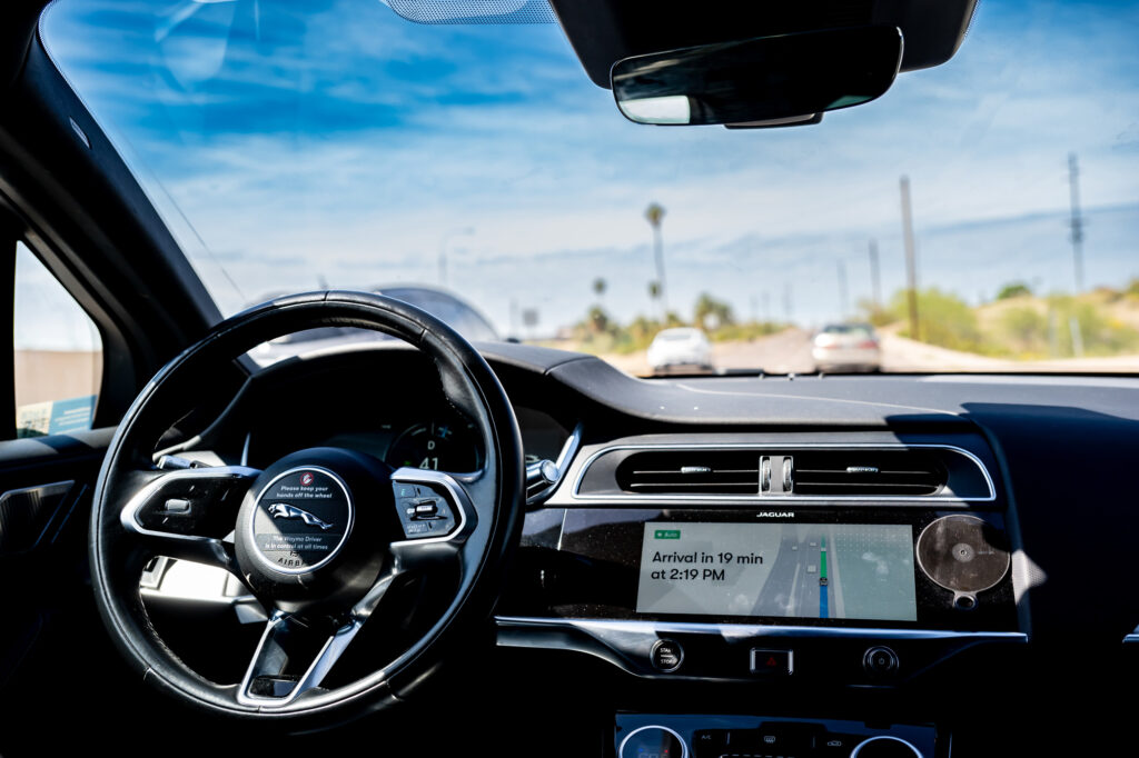 Waymo 自動運転タクシー